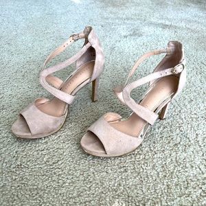 Kelly & Katie Nude Heels